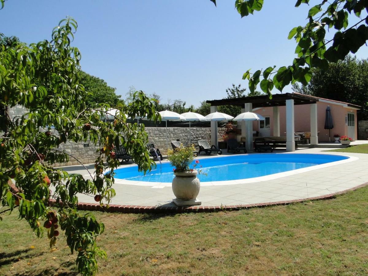 Apartments Villa Maran Umago Exterior foto