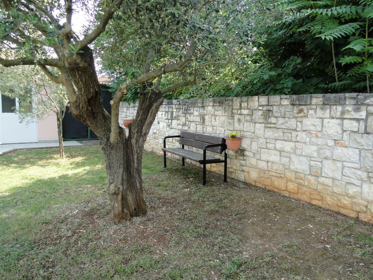Apartments Villa Maran Umago Exterior foto