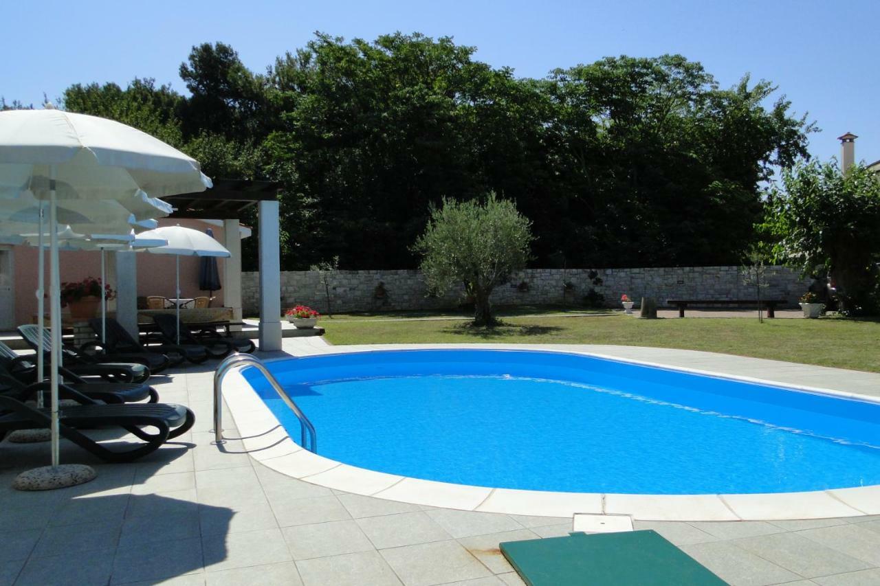 Apartments Villa Maran Umago Exterior foto