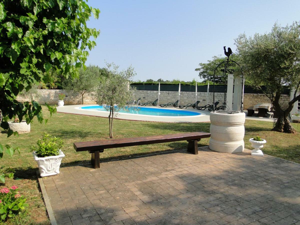 Apartments Villa Maran Umago Exterior foto